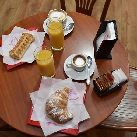 B&B Le Due Isole 누오로 외부 사진