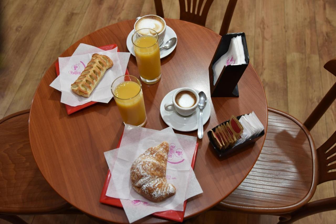 B&B Le Due Isole 누오로 외부 사진