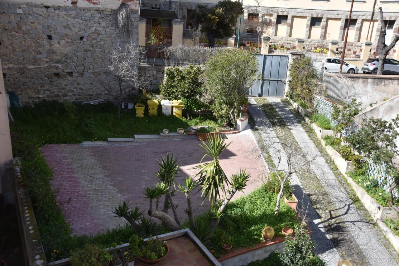 B&B Le Due Isole 누오로 외부 사진